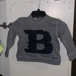 Kids Burberry sweater. Size 4Y. Only worn once.